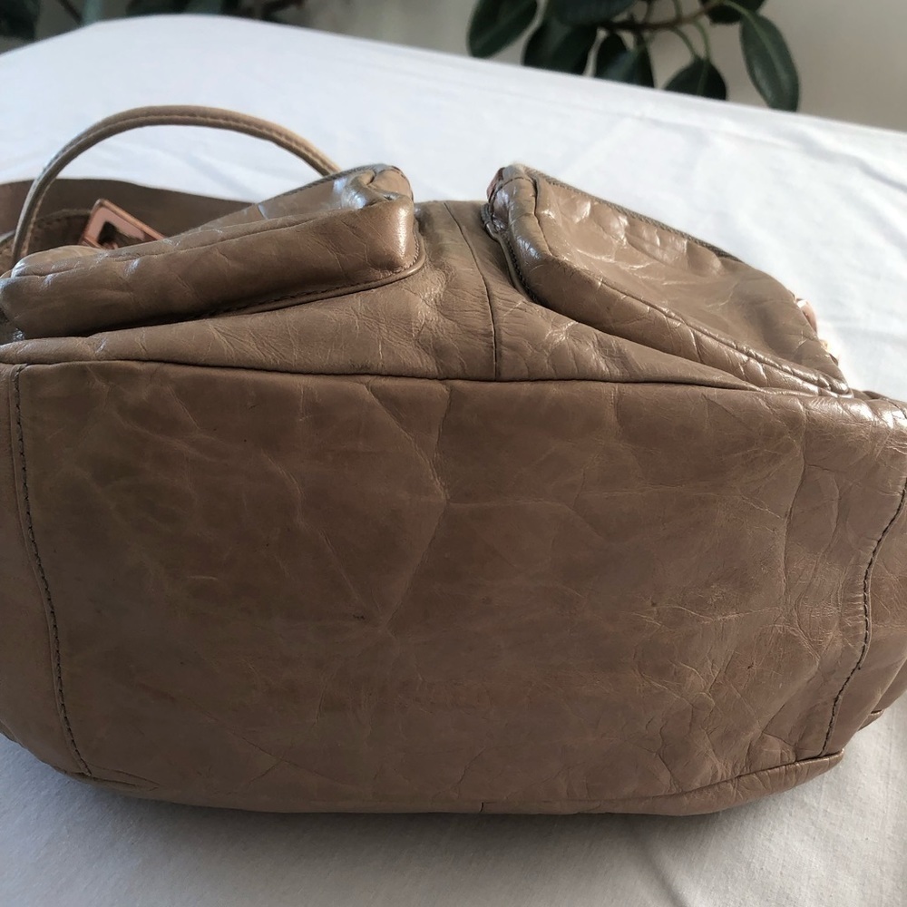 TED BAKER Crinkled Leather Chunky Chain Drawstring Bag - Picture 4 of 16